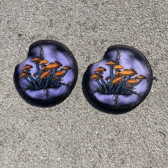 Trippy ☮️ Mushroom Car Coaster | Car Accessories - Picture 5 of 7